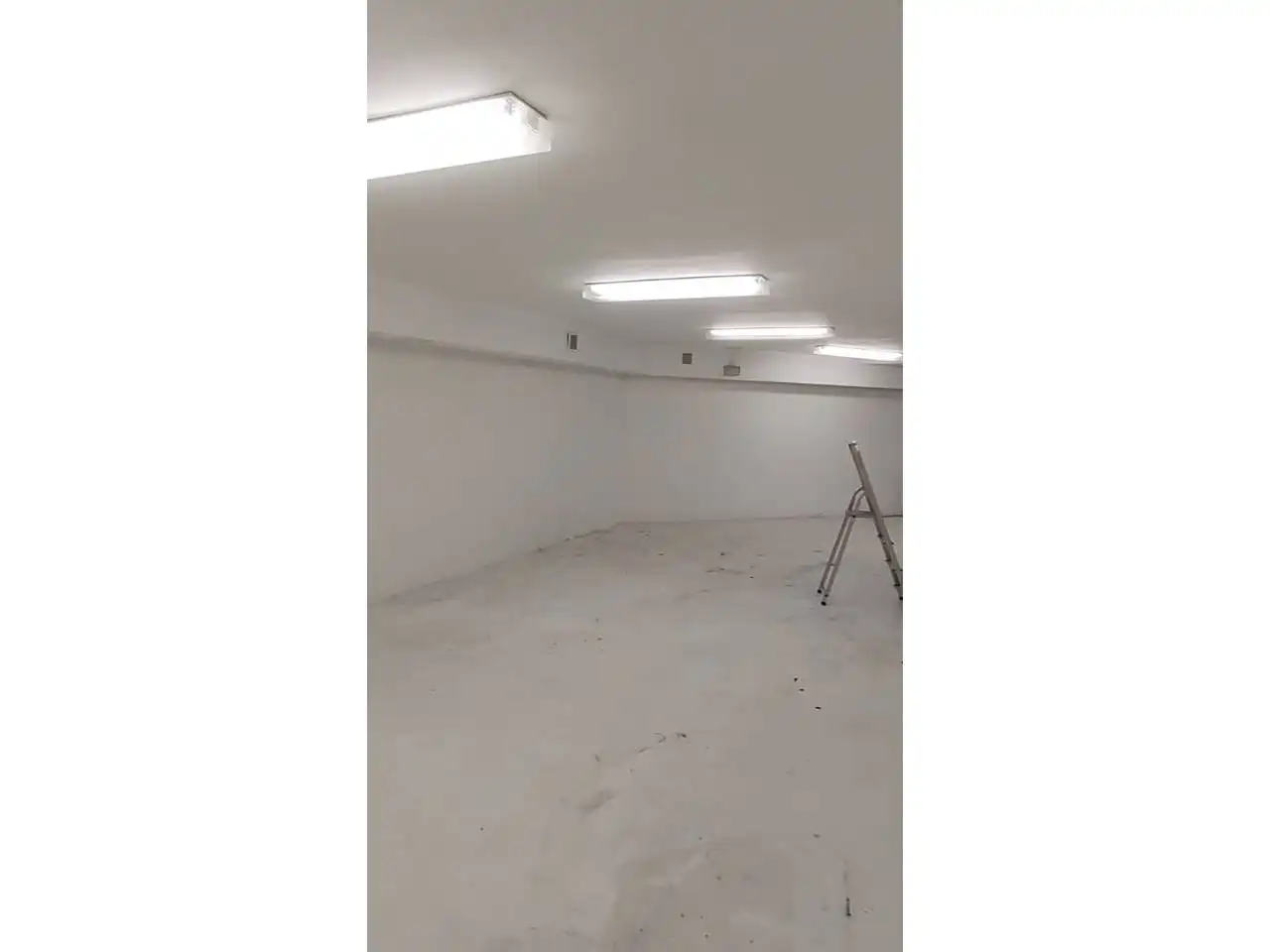 Local comercial en venda a Monzón, imagen 10