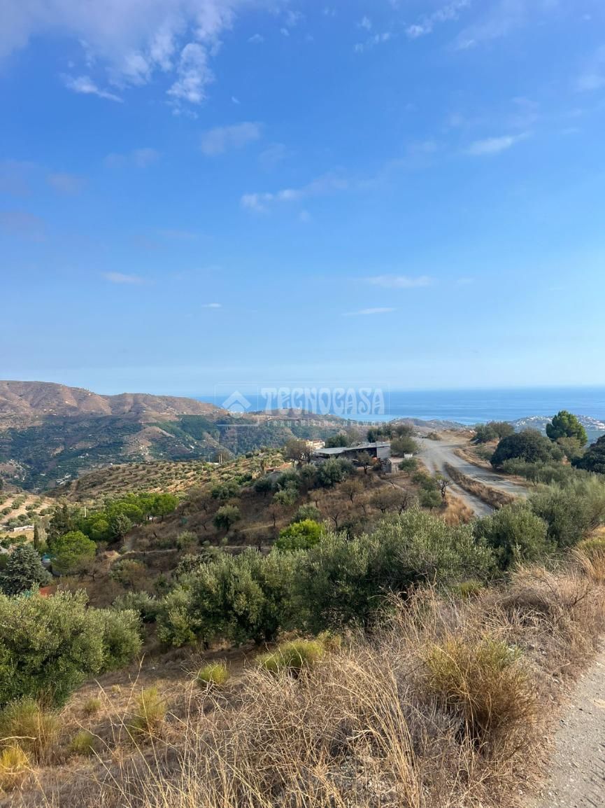 Land for sale in Almuñécar