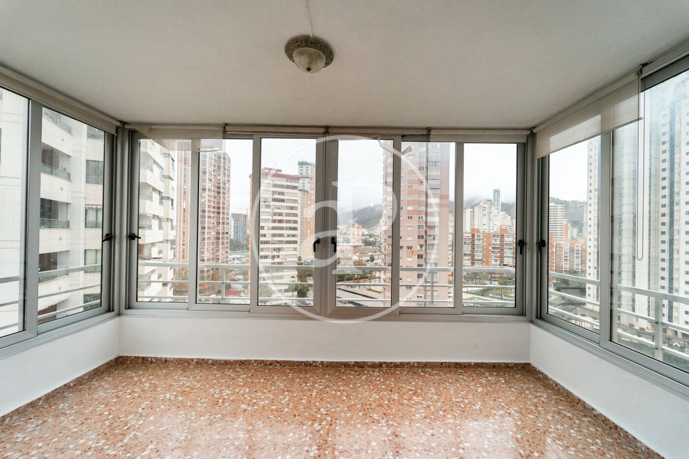 Schlafzimmer von Wohnung zum Verkauf in Benidorm mit Heizung, Privatgarten und Terrasse