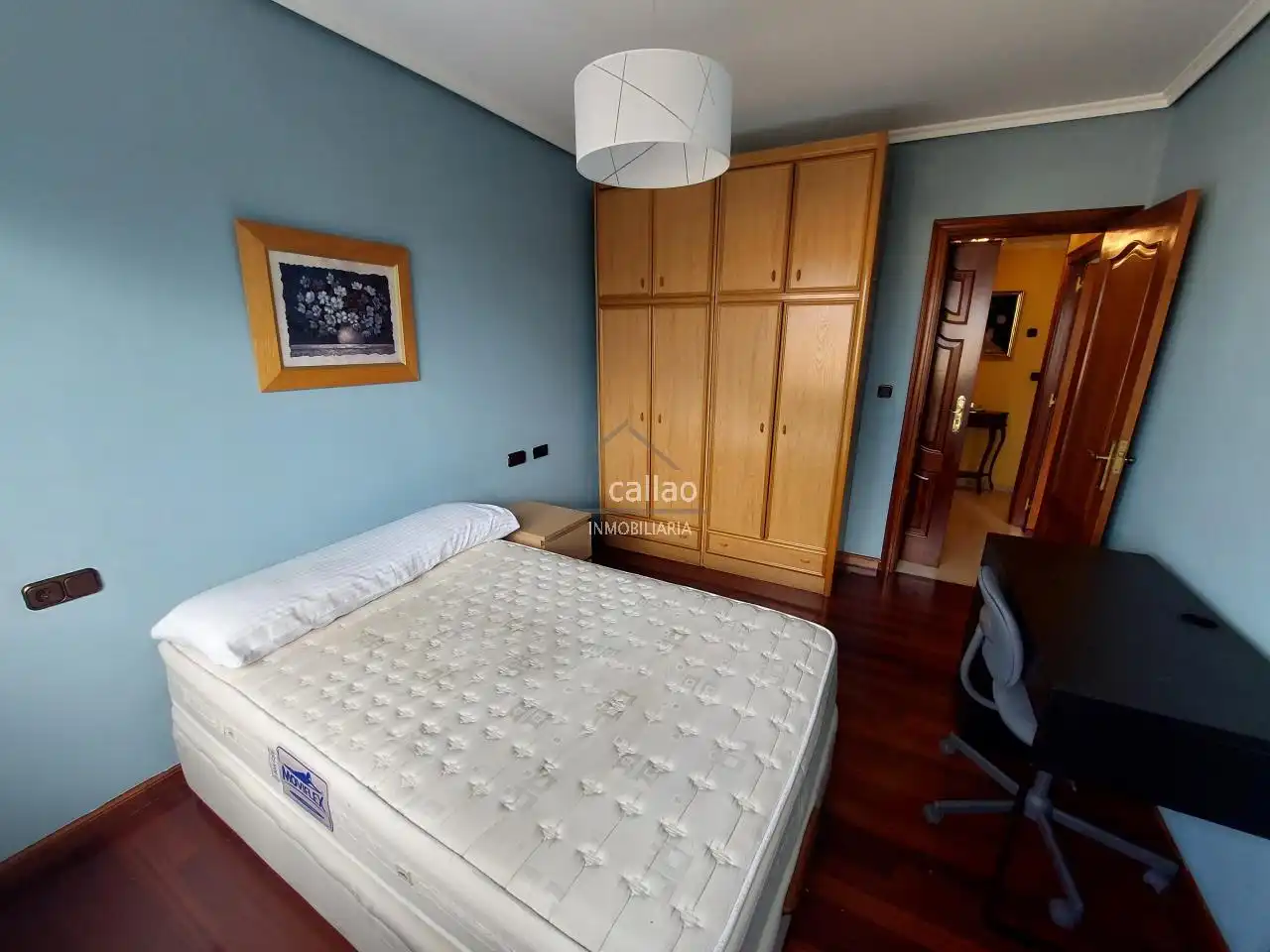 Dormitori de Dúplex de lloguer en Ferrol amb Calefacció i Moblat