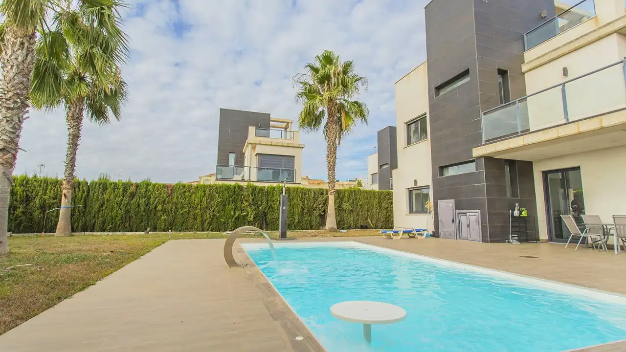 Casa amb piscina en venda a Orihuela Costa, imagen 3