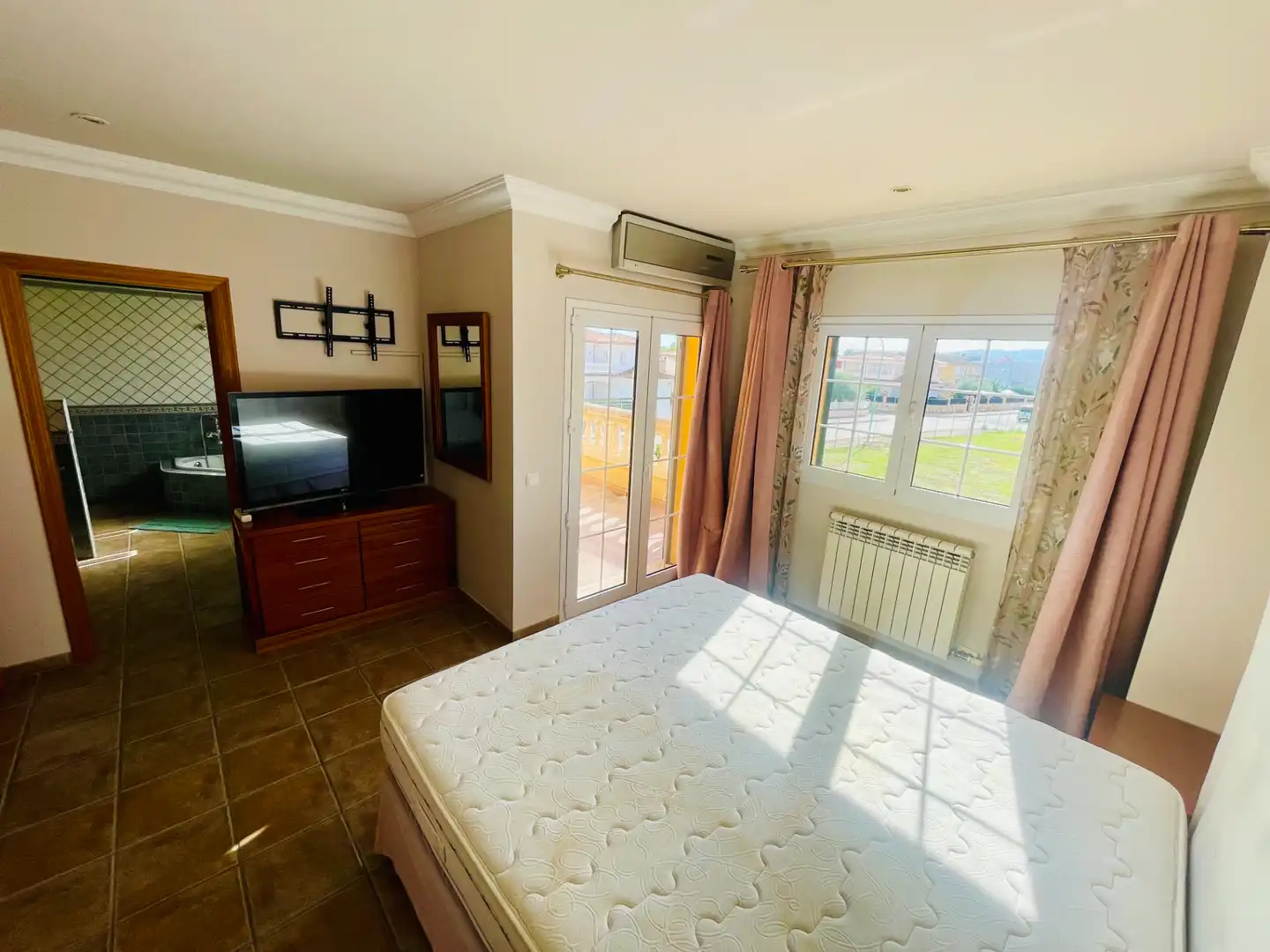 Detached house with terrace for sale in Avinguda de les Flors, imagen 11