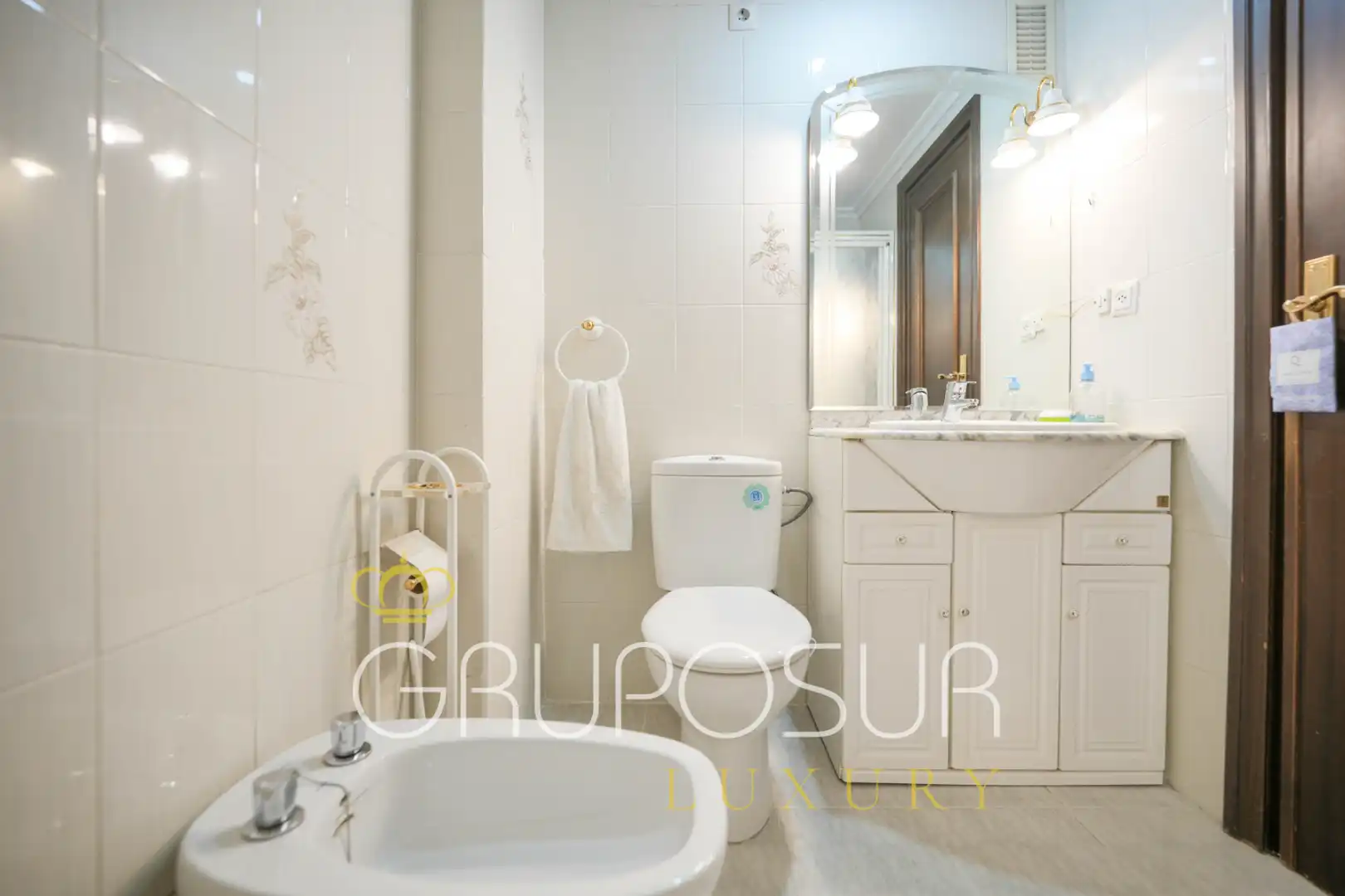 Badezimmer von Wohnung zum Verkauf in Valladolid mit Heizung, Privatgarten und Parkett