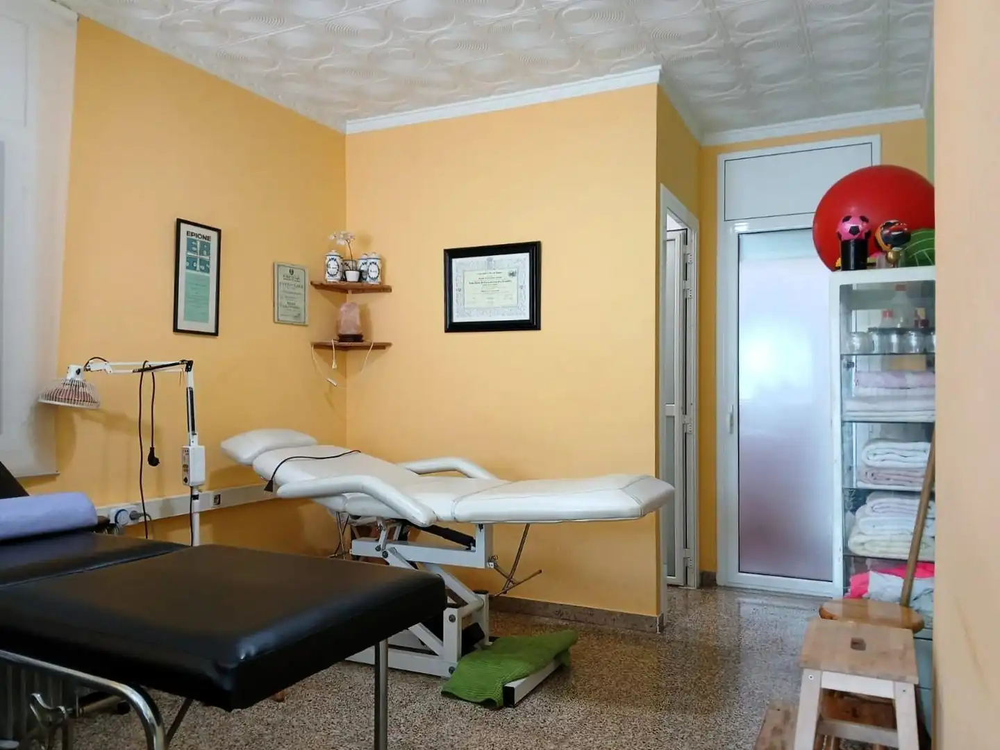Habitación de Local en venta en Sabadell