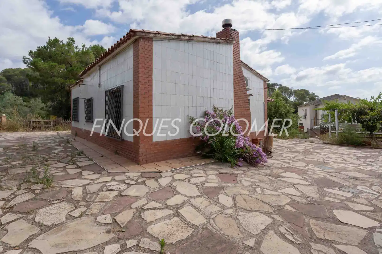 Vista exterior de Casa o chalet en venta en Rubí con Aire acondicionado, Jardín privado y Terraza