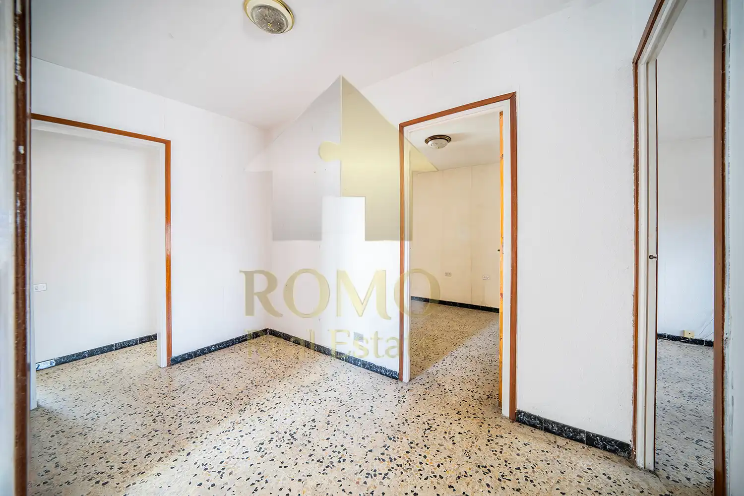 Houses for sale in Santa Perpètua de Mogoda  with Terrace, Storage room and Balcony