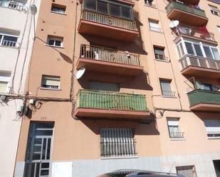 Vista exterior de Pis en venda en Terrassa