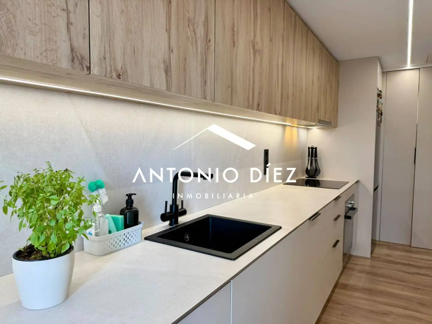 Kitchen of Flat for sale in Aspe  with Air Conditioner, Heating and Storage room