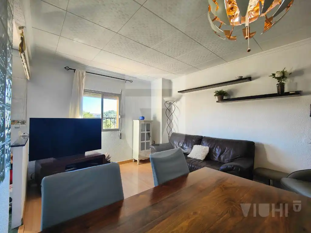 Living room of Attic for sale in Montgat  with Air Conditioner, Heating and Parquet flooring
