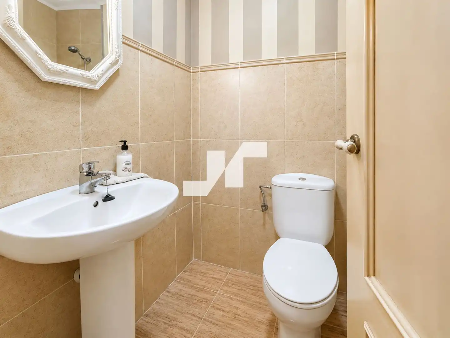 Bathroom of Apartments for rent in Moncofa  with Air Conditioner, Terrace and Swimming Pool