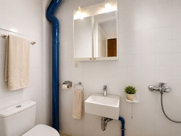 Casa amb balcó en venda a Carrer de Colom