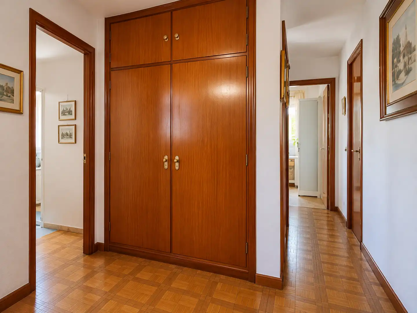 Piso en venta en Calle Sierra de la Loba, Palomeras Bajas