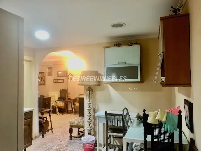 Flat for sale in Valencia  with Air Conditioner