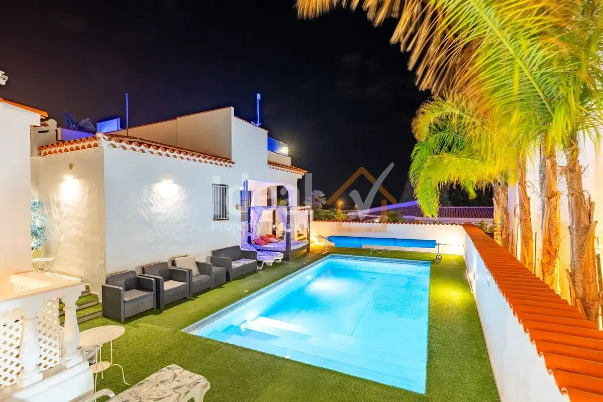 Detached house with pool for sale in Golf del Sur - Amarilla Golf, imagen 47