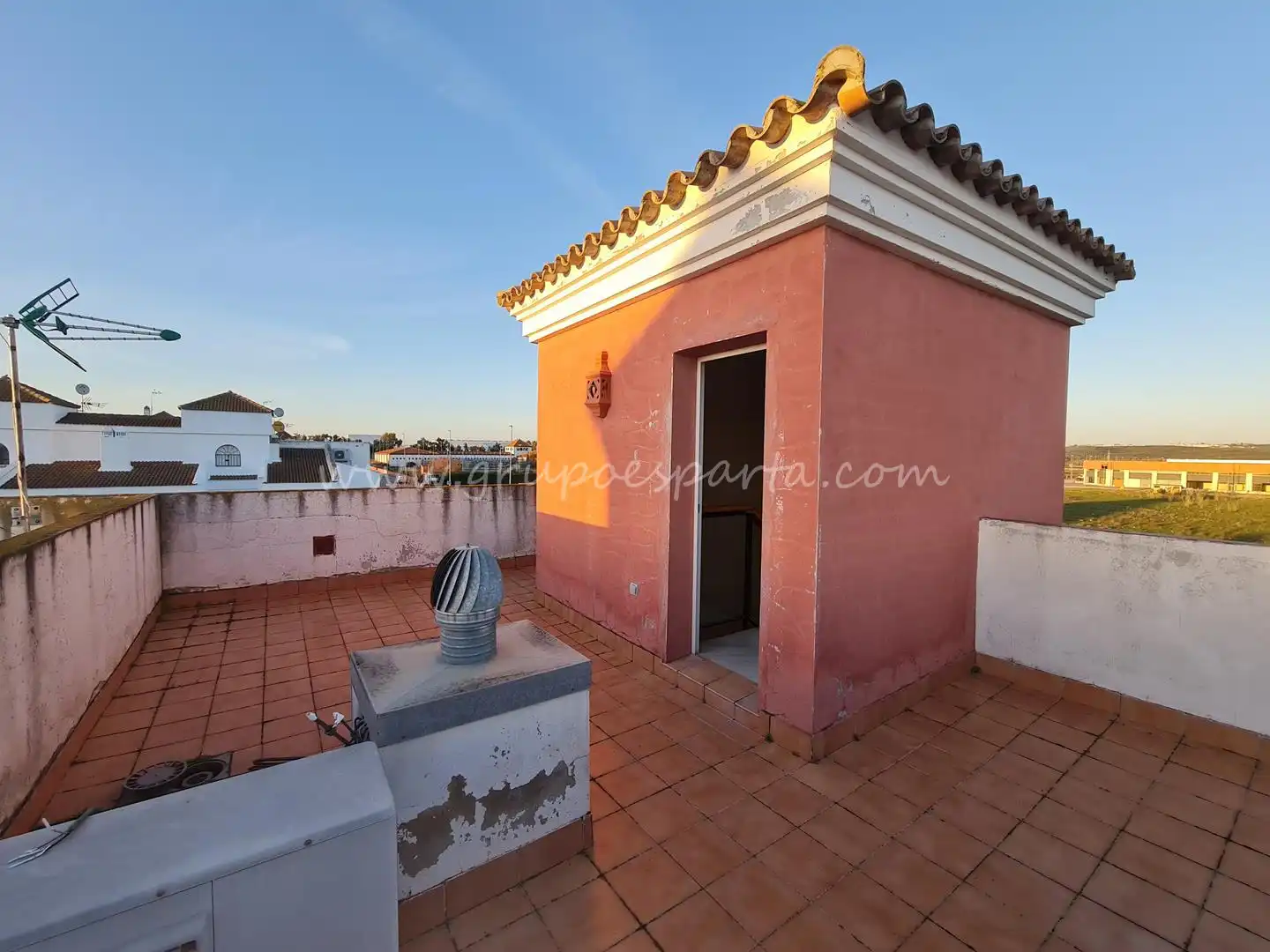 Terraza de Casa adosada en venta en Huévar del Aljarafe con Aire acondicionado, Jardín privado y Terraza