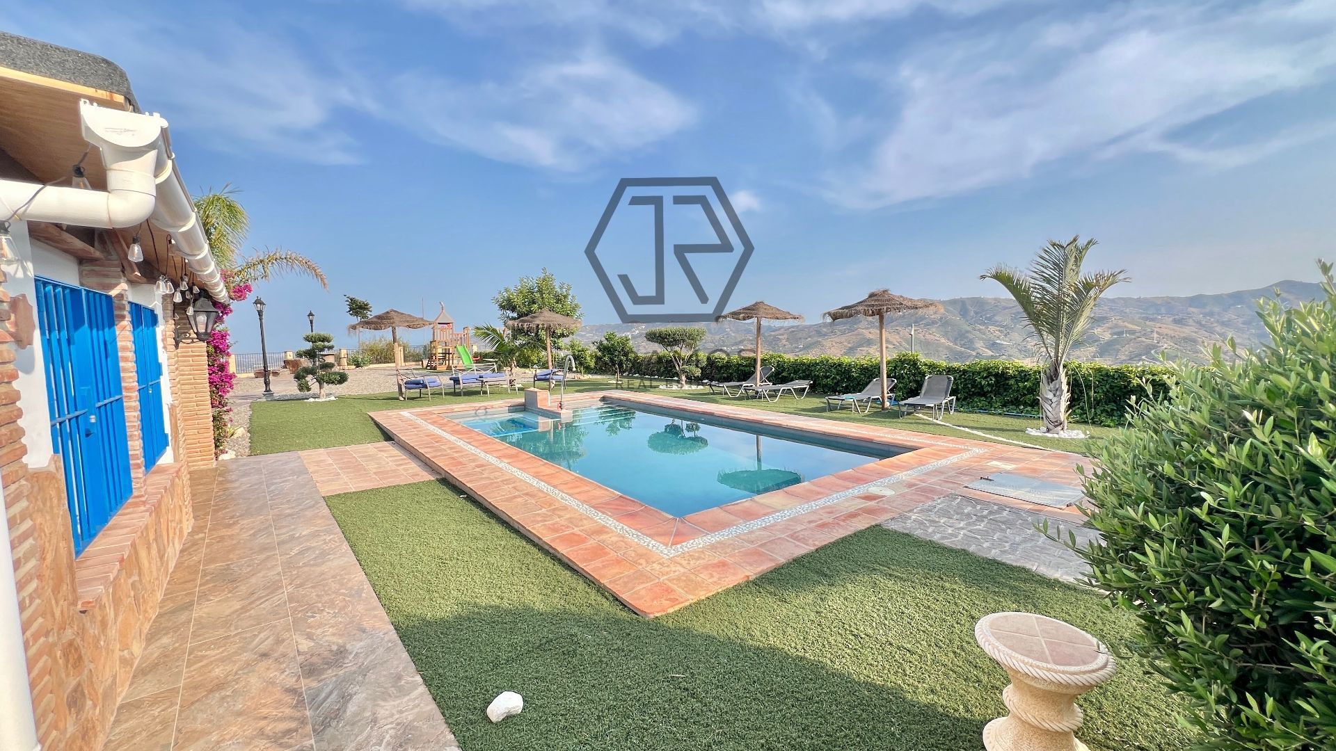 Piscina de Casa o chalet de alquiler en Almáchar con Aire acondicionado, Calefacción y Jardín privado