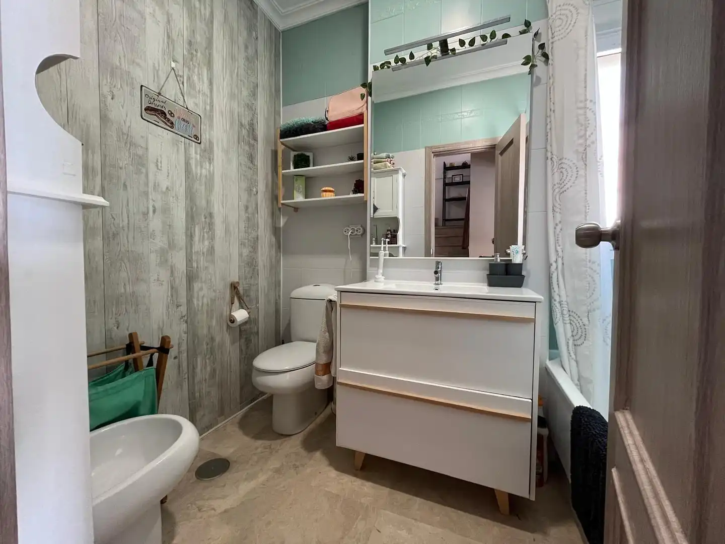 Baño de Casa o chalet en venta en Montequinto con Aire acondicionado, Calefacción y Jardín privado