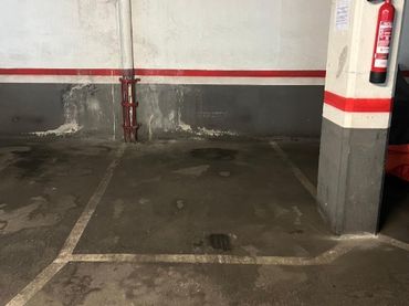 Einzelparkplatz zur Miete in Maestro Nicolau 37
