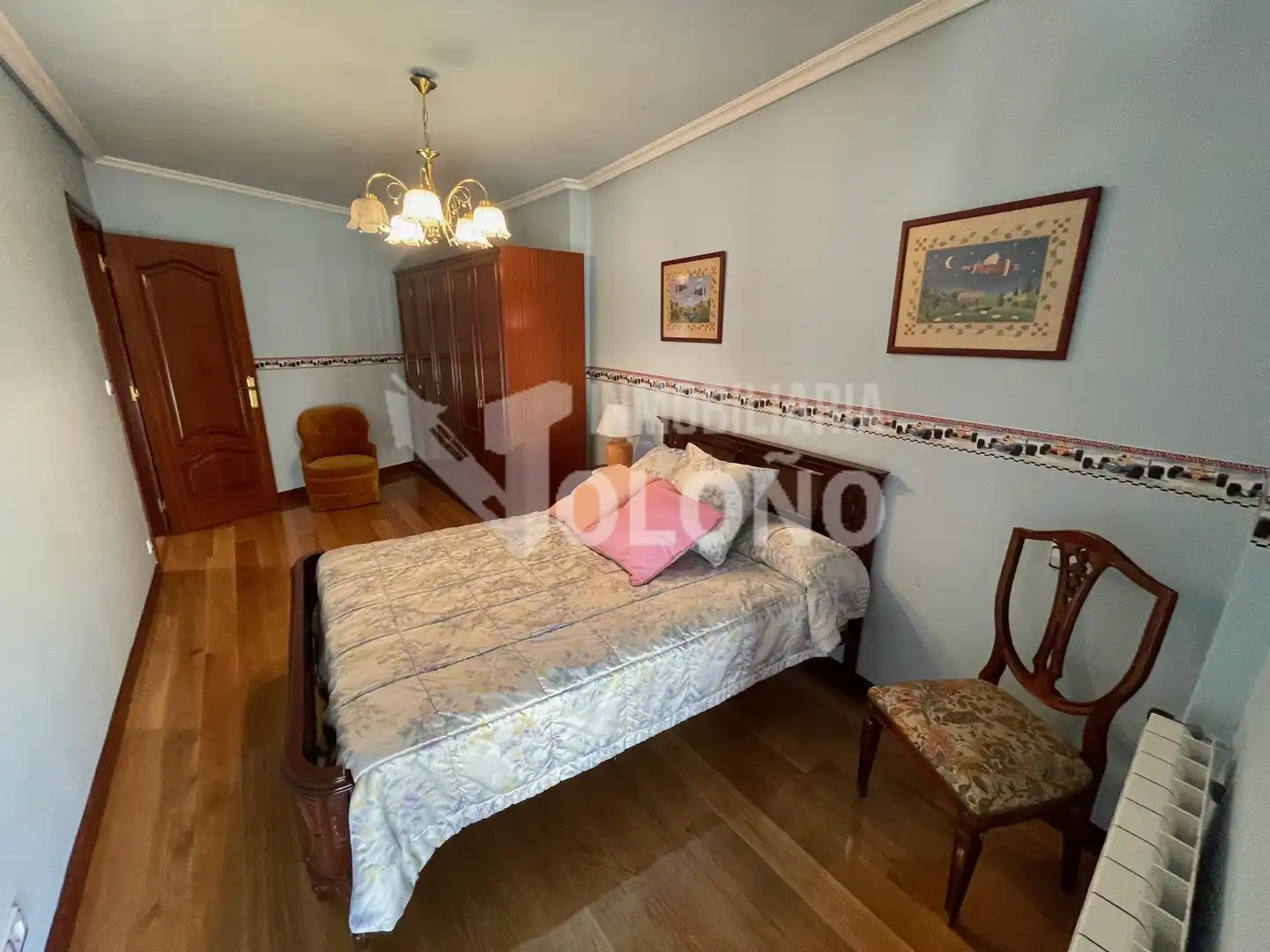 Habitación de Casa adosada en venta en San Asensio con Calefacción, Parquet y Trastero