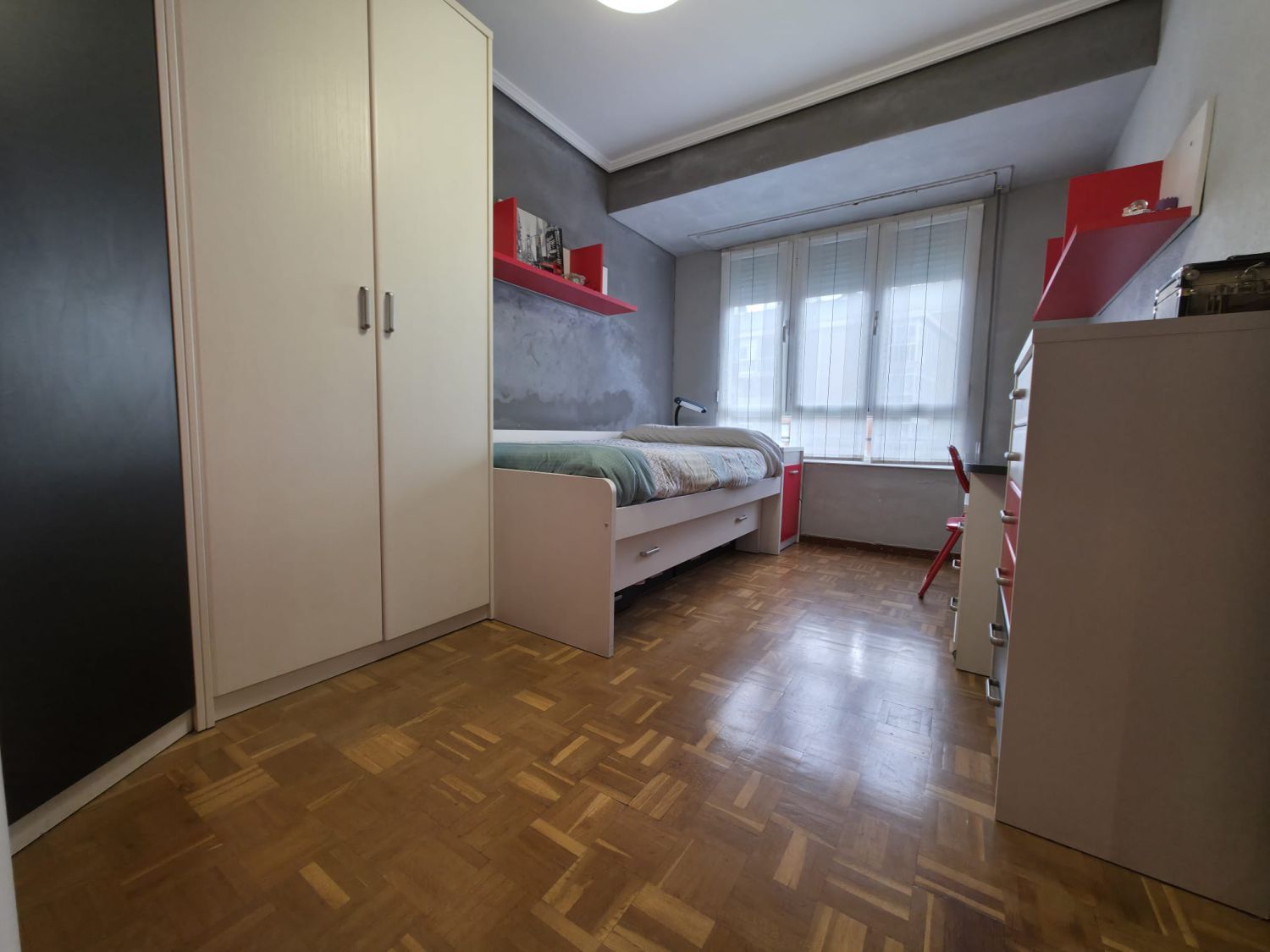 Bedroom of Flat for sale in Vitoria - Gasteiz  with Heating, Parquet flooring and Terrace