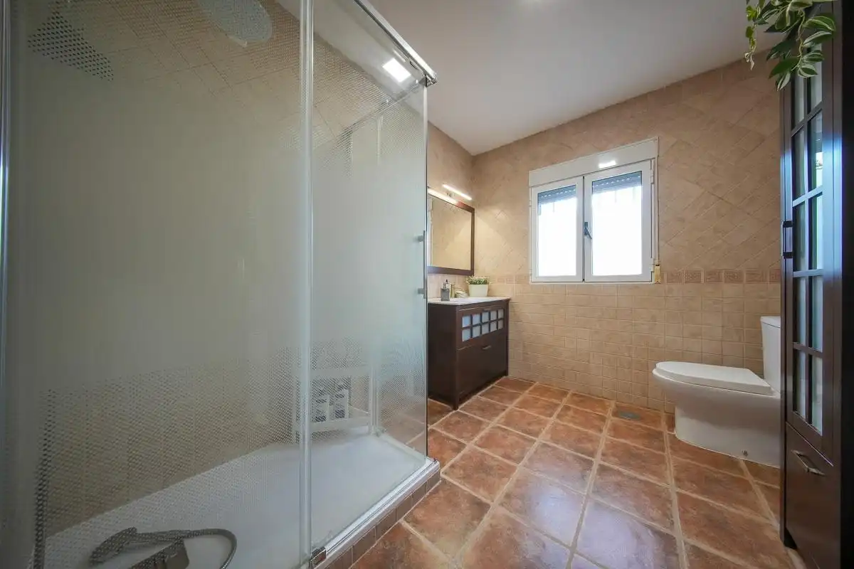 Baño de Casa o chalet en venta en Villarejo de Salvanés con Calefacción, Jardín privado y Terraza