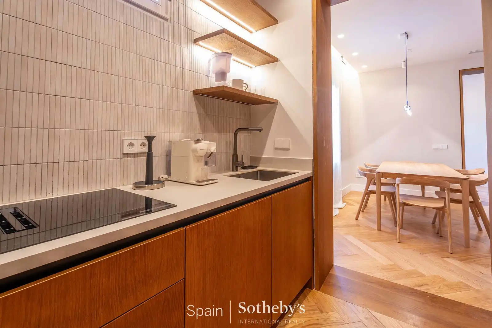 Kitchen of Apartments for sale in Madrid  with Air Conditioner and Heating