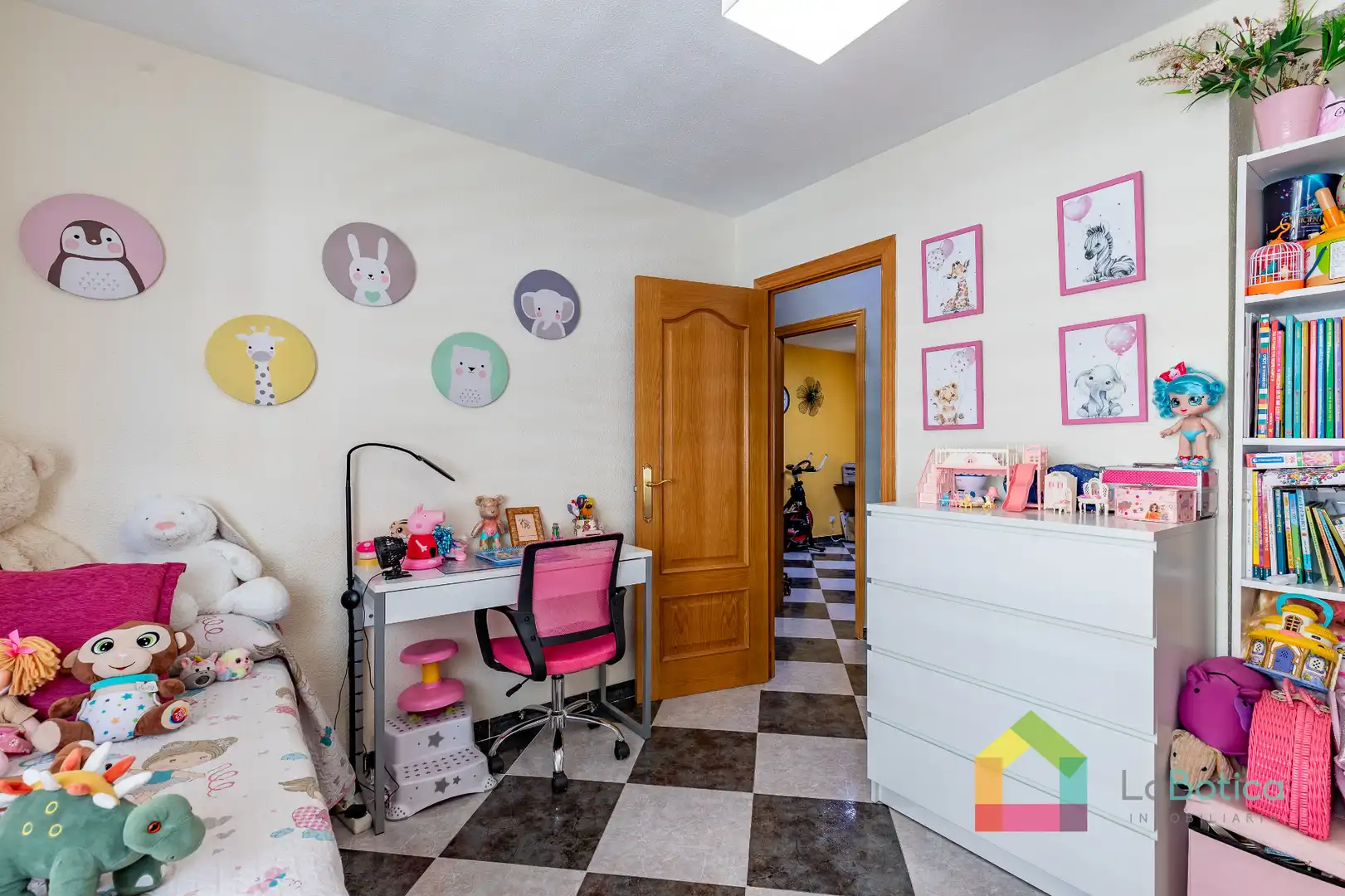 Habitación de Piso en venta en Olías del Rey con Aire acondicionado, Calefacción y Piscina comunitaria