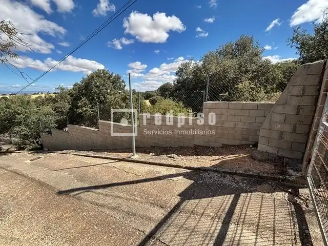 Terreny residencial en venda a EL CLAVIN