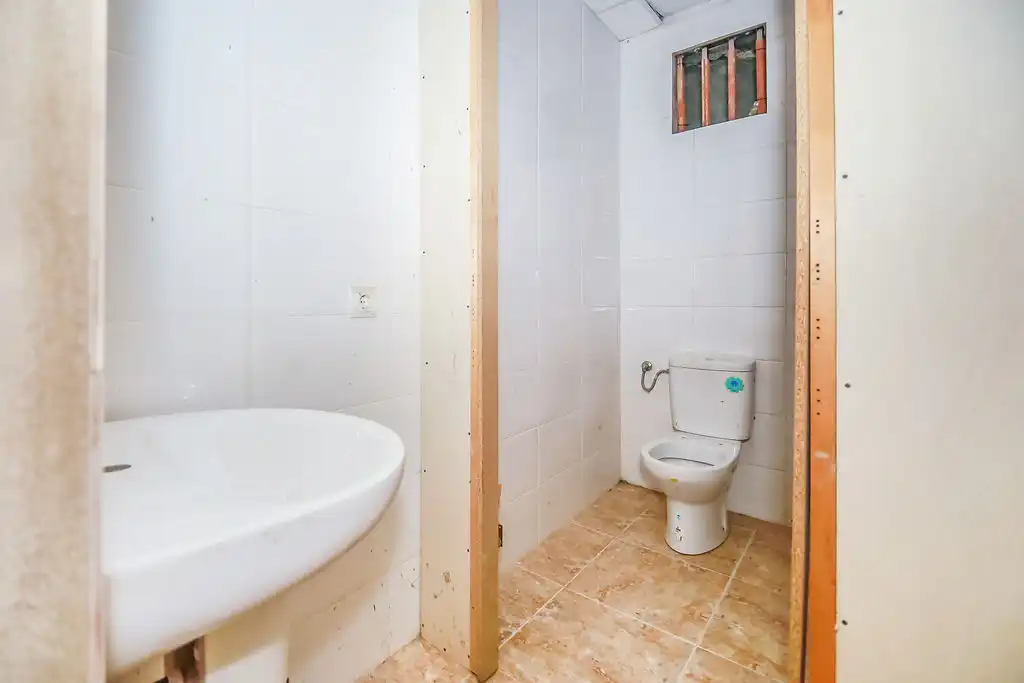 Gewerbefläche zum Verkauf in C/ Sant Oleguer, imagen 10