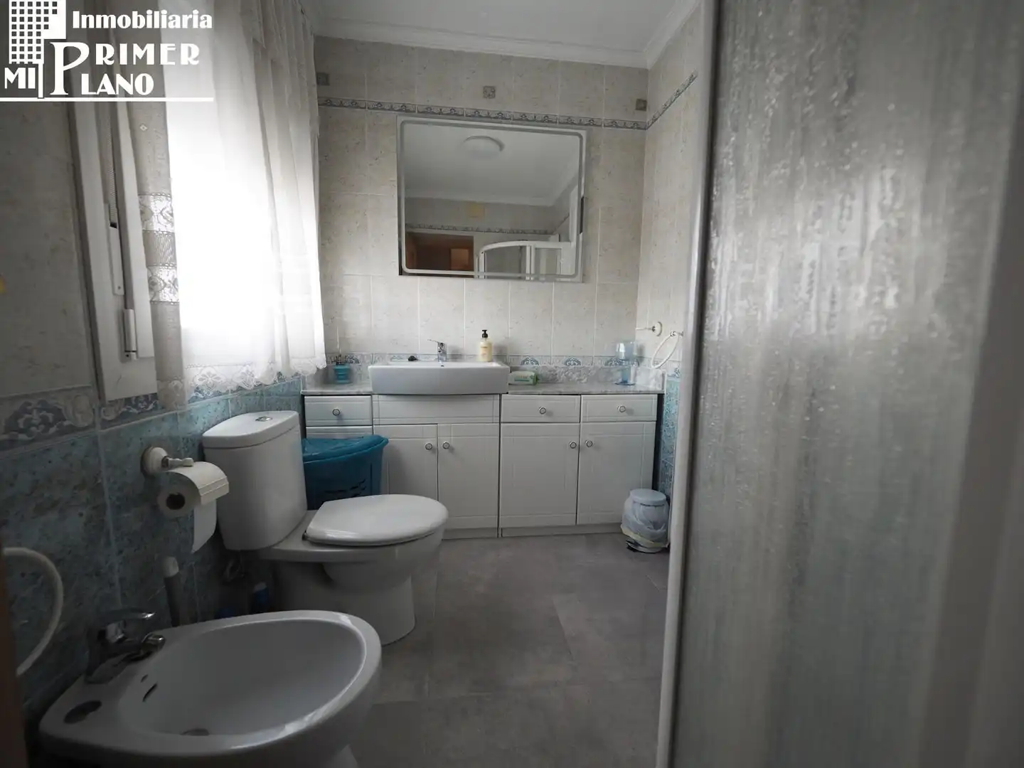 Bany de Casa o xalet en venda en Alcázar de San Juan amb Aire condicionat, Traster i Piscina