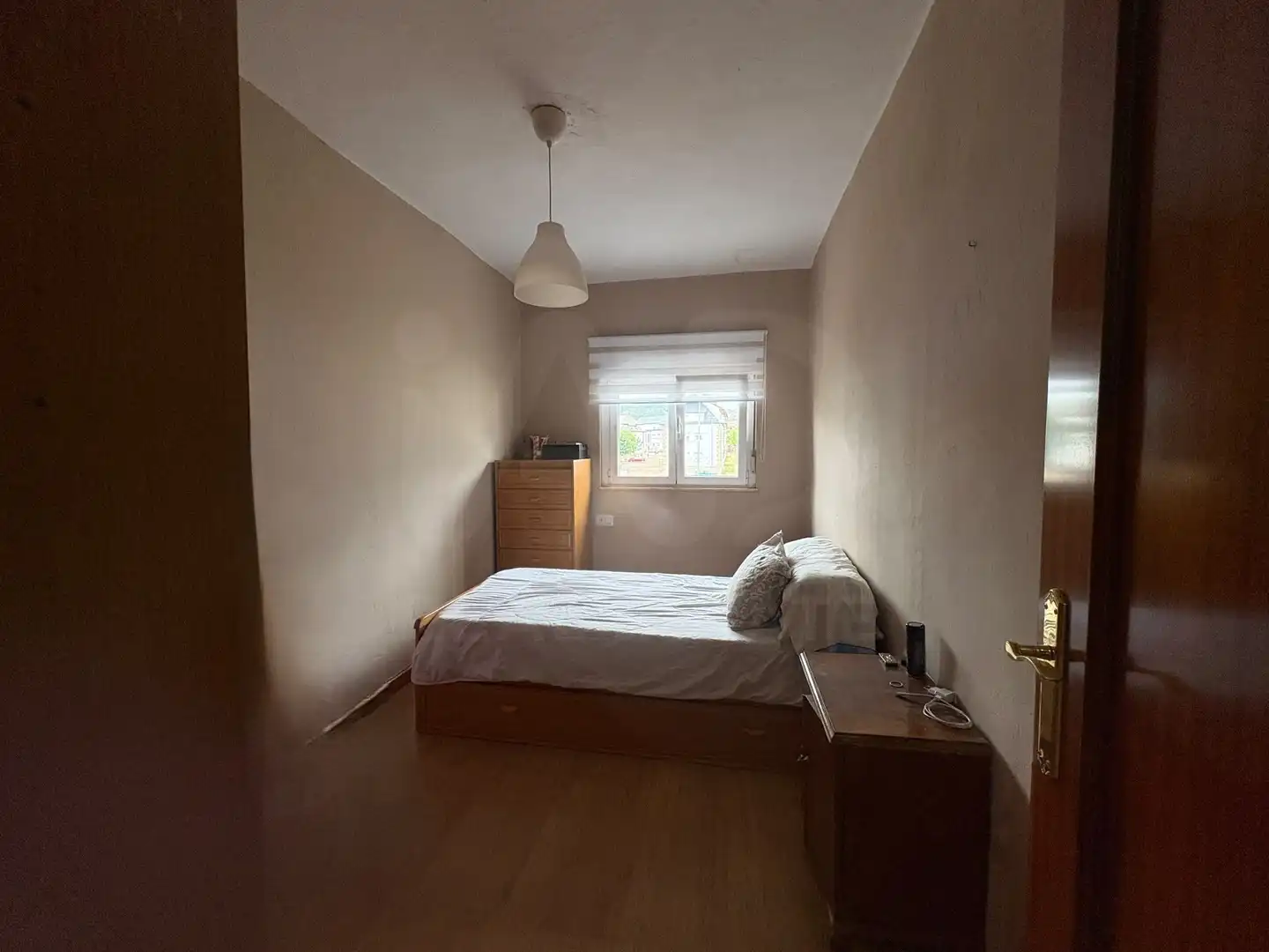 Schlafzimmer von Dachboden zum Verkauf in Sabero mit Heizung