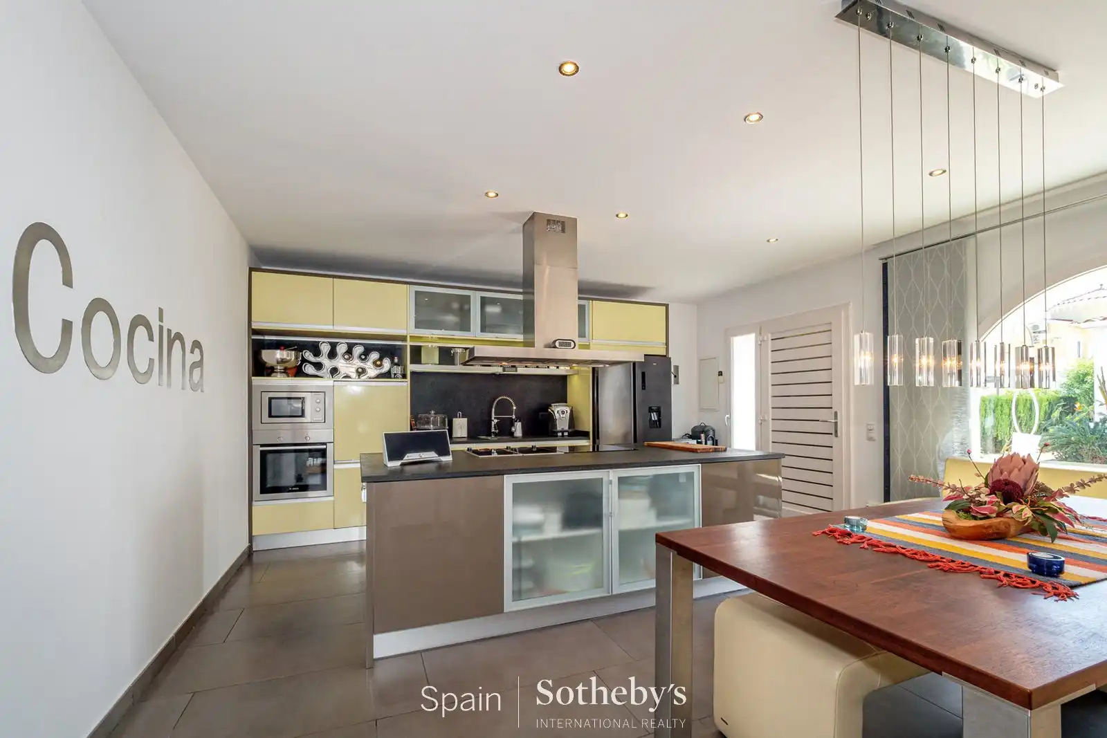 Casa con piscina in vendita a Carrer Montgrí, imagen 11