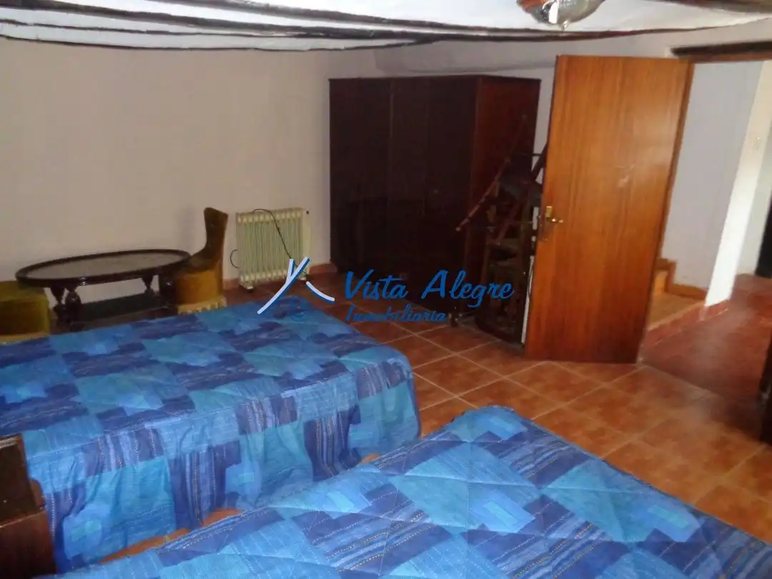 Dormitori de Casa o xalet en venda en Villalba de Rioja amb Traster i Moblat