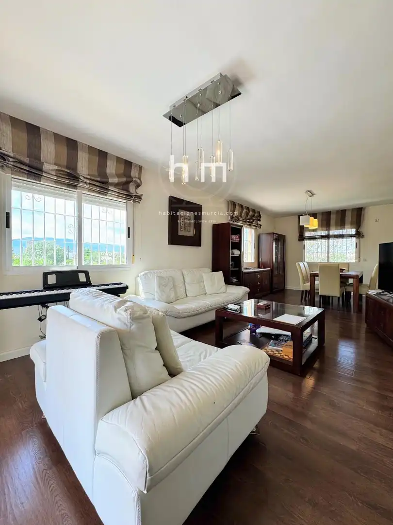 Living room of Houses for sale in Murcia  with Air Conditioner, Parquet flooring and Storage room