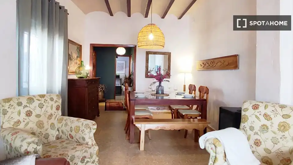 Dining room of Flat for rent in Bolbaite  with Air Conditioner, Heating and Furnished