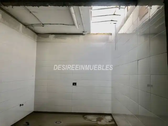 Local de lloguer en Valencia amb Aire condicionat i Calefacció