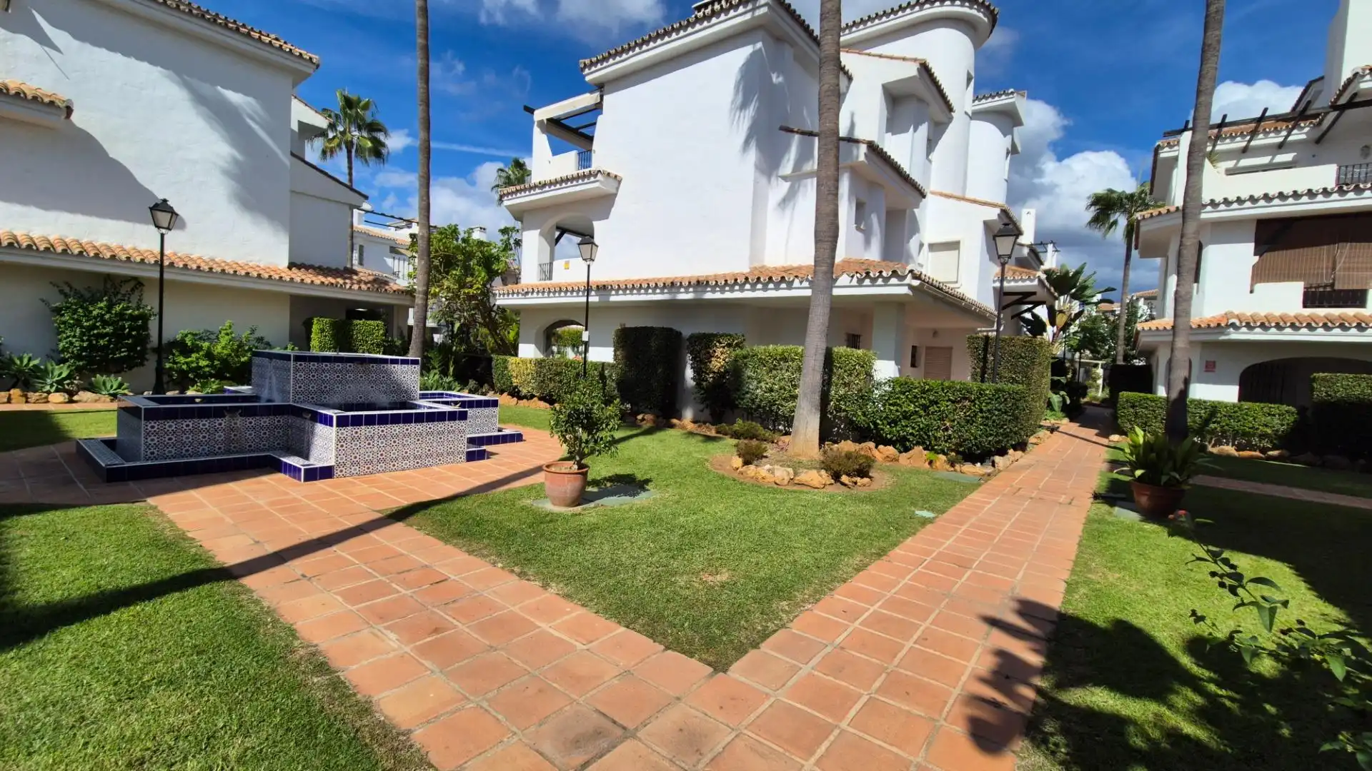 Apartamento con piscina en venta en Calle ALMOGIA-NARANJOS MARBELLA 3, imagen 56