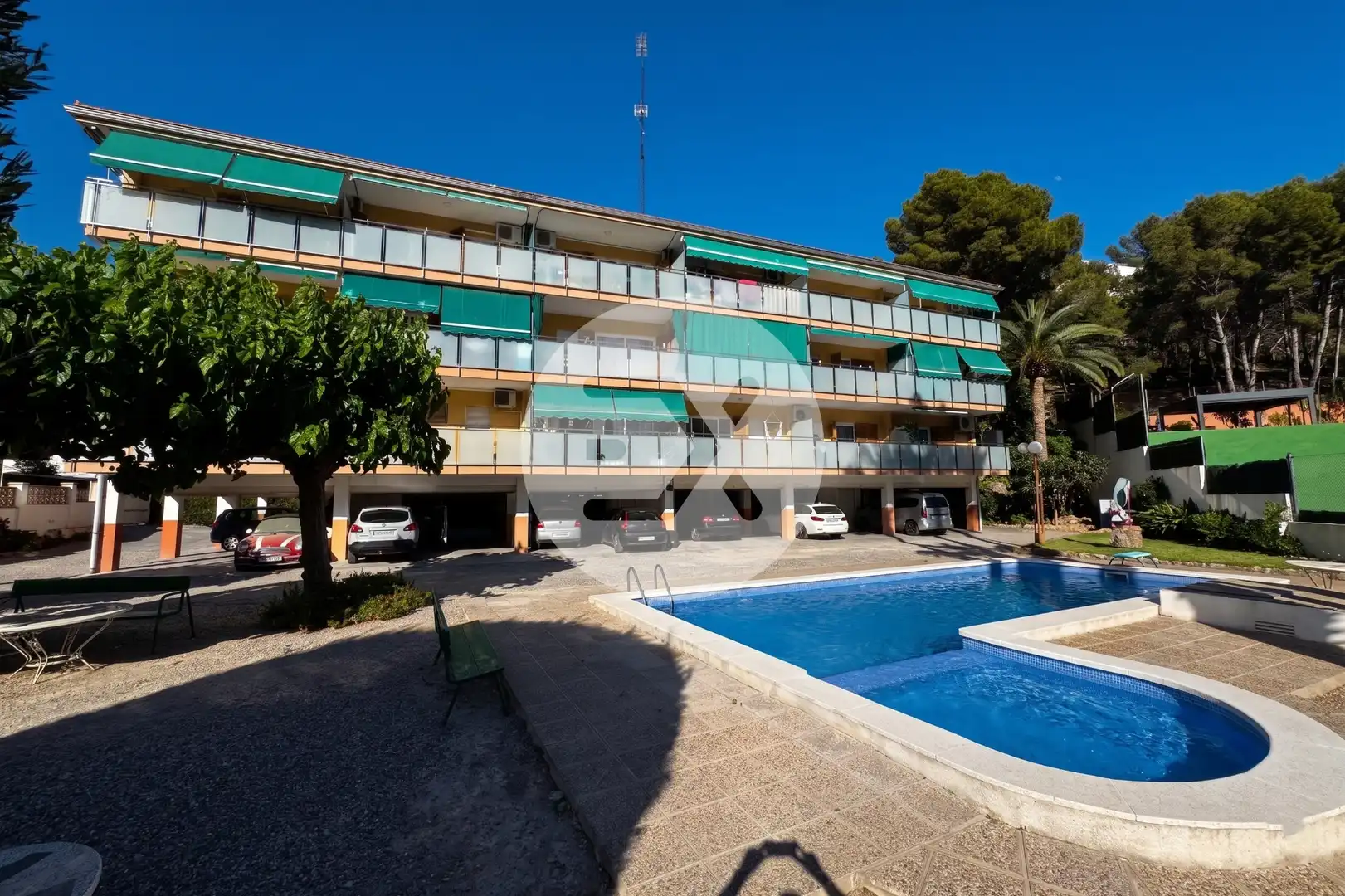 Exterior view of Flat for sale in Castelldefels  with Air Conditioner, Terrace and Community pool