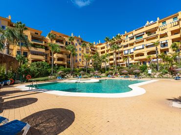 Apartament amb piscina en venda a San Pedro de Alcántara