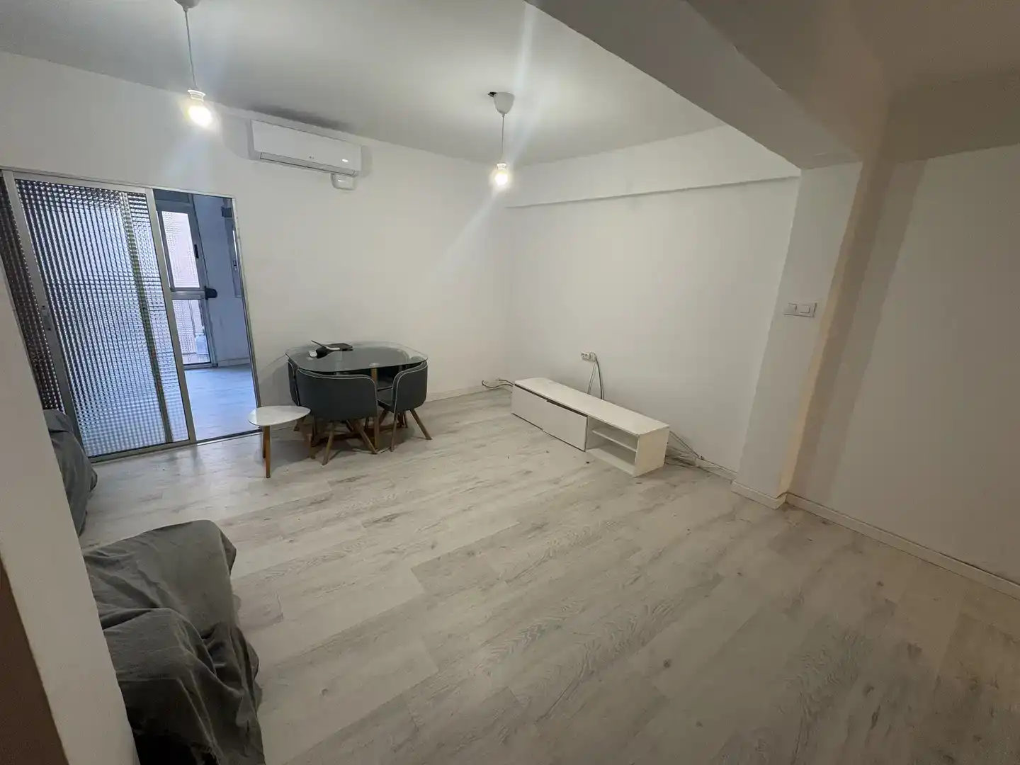 Wohnung zur Miete in Alfafar mit Klimaanlage und Balkon