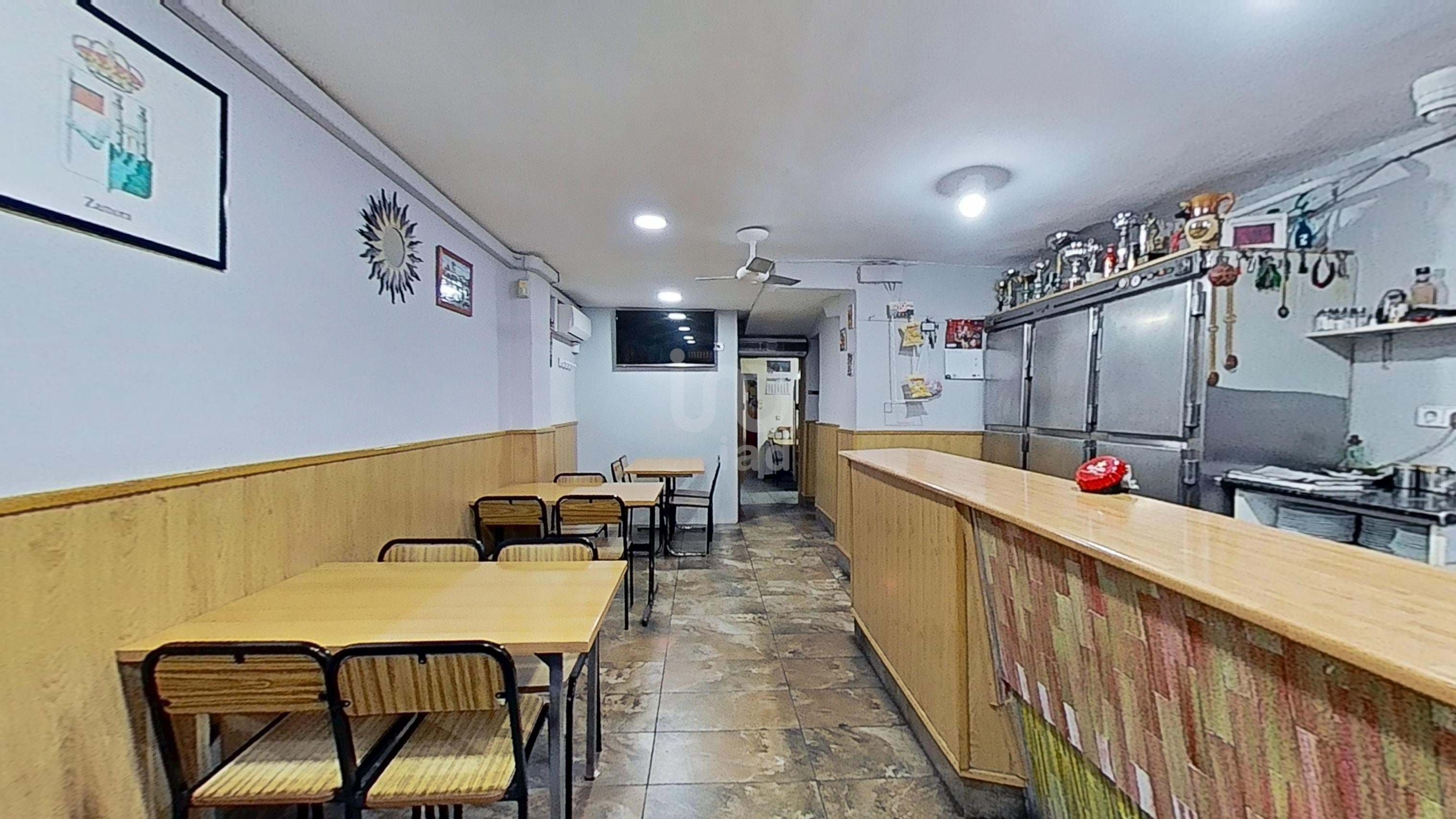 Premises for sale in  Barcelona Capital