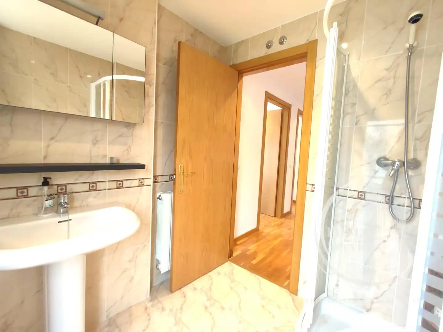 Bathroom of Detached homes for sale in Elciego  with Heating, Private garden and Parquet flooring