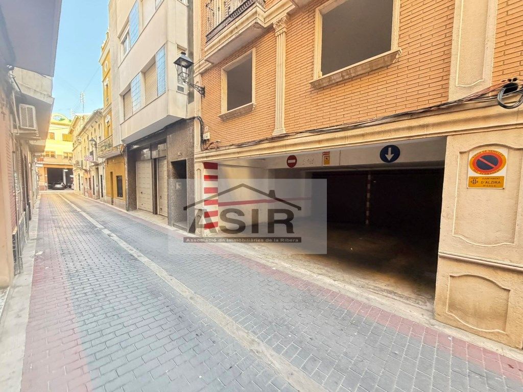 Aparcament de Garatge en venda en Alzira