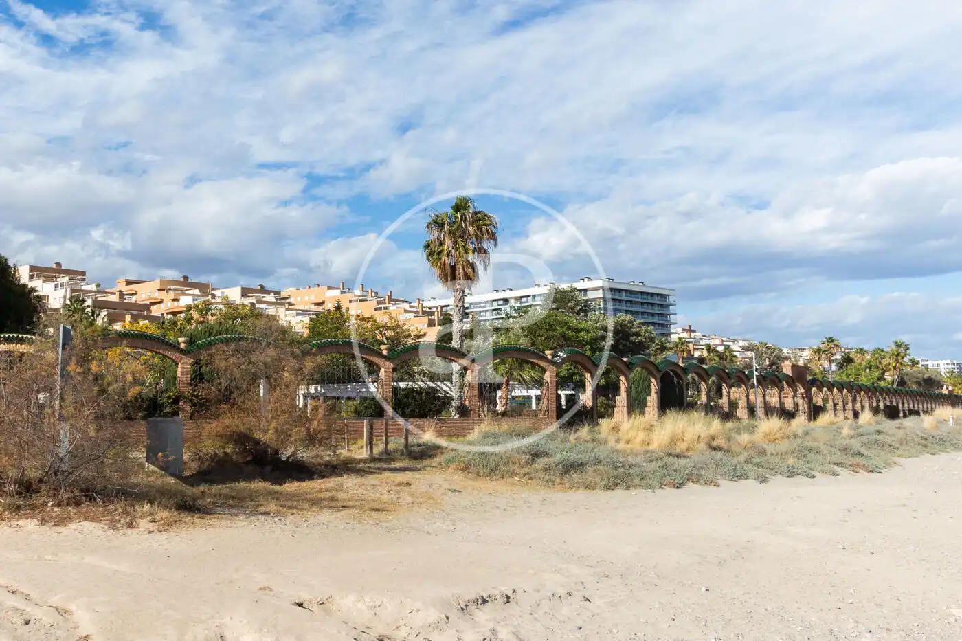 Vista exterior de Ático en venta en Oropesa del Mar / Orpesa con Aire acondicionado, Calefacción y Jardín privado
