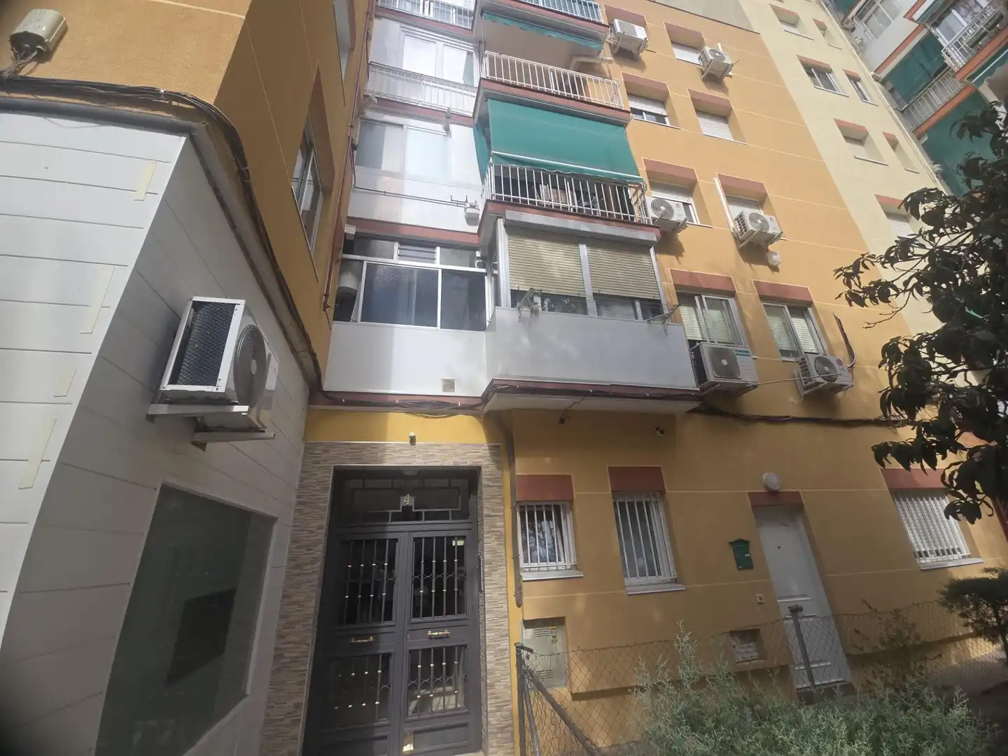 Vista exterior de Apartament en venda en Centro