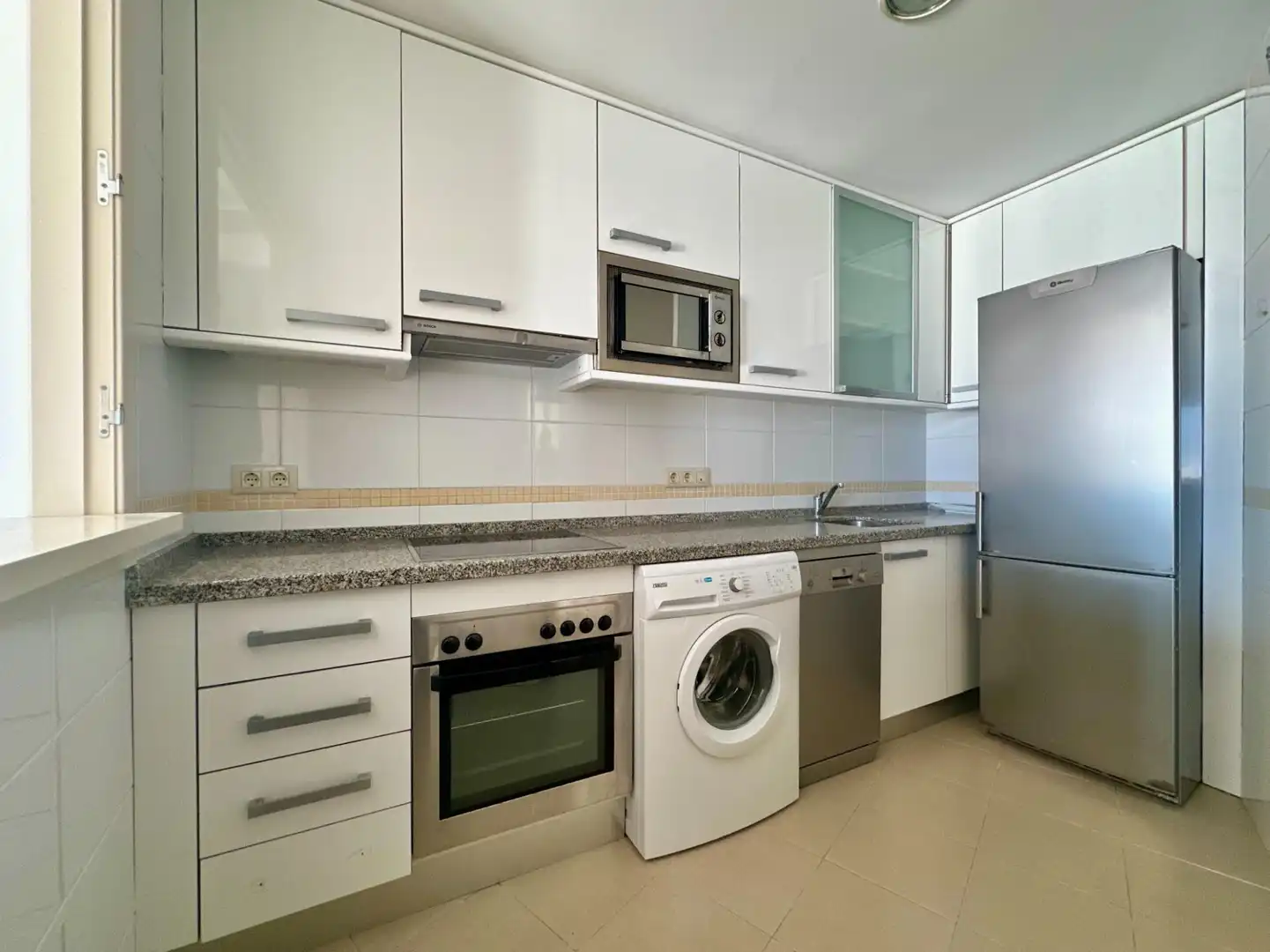 Ático con ascensor en venta en Castillo Sohail - Myramar, imagen 14