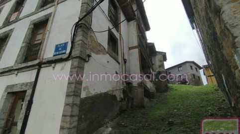 EN VENTA EDIFICIO CENTENARIO EN CABAÑAQUINTA DE 600 METROS CUADRADOS, VARIAS ENTRADAS INDEPENDIENTES Y LOCAL COMERCIAL., imatge 2
