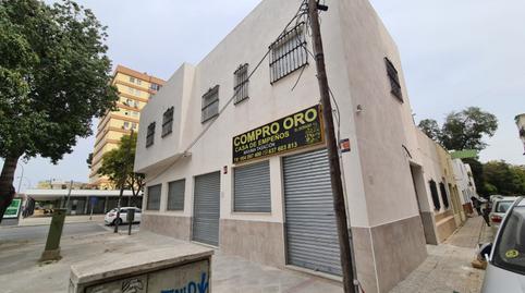 Photo 2 of Premises to rent in Avenida Ramon y Cajal, El Plantinar – Avda. La Paz - El Juncal,  Sevilla Capital