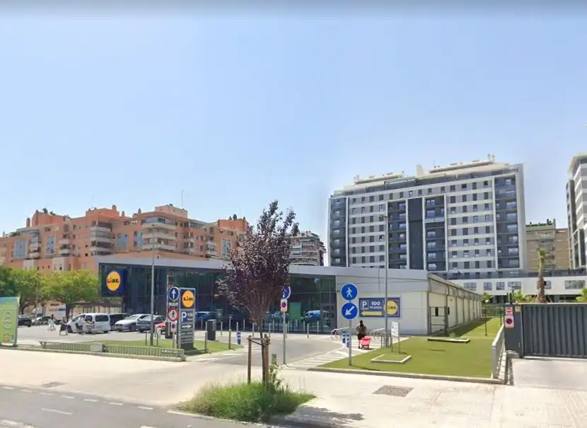Local comercial en venda a Campanar, imagen 2