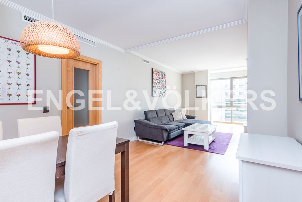 Sala d'estar de Apartament de lloguer en  Madrid Capital amb Aire condicionat, Calefacció i Traster